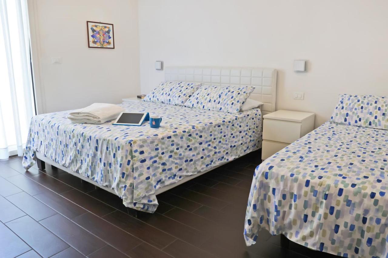 Casa Vacanze Aurora Centro Ріміні Екстер'єр фото